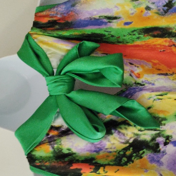 Multi colored floral a-line dress with tie - Picture 4 of 6